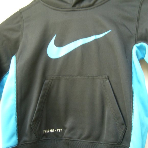 Youth Nike Therma Fit Hoodie Black New - Picture 2 of 6